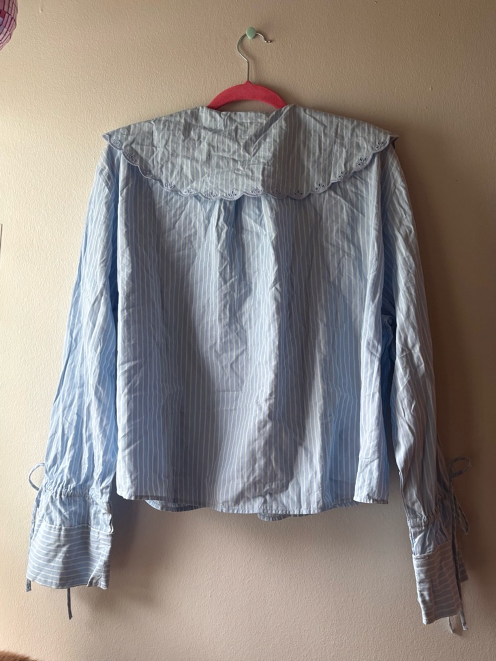 H&M Light Blue Striped Eyelet Collar Tie-Neck button down shirt - Picture 2 of 4